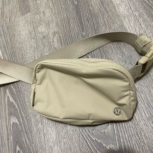 Lululemon belt bag